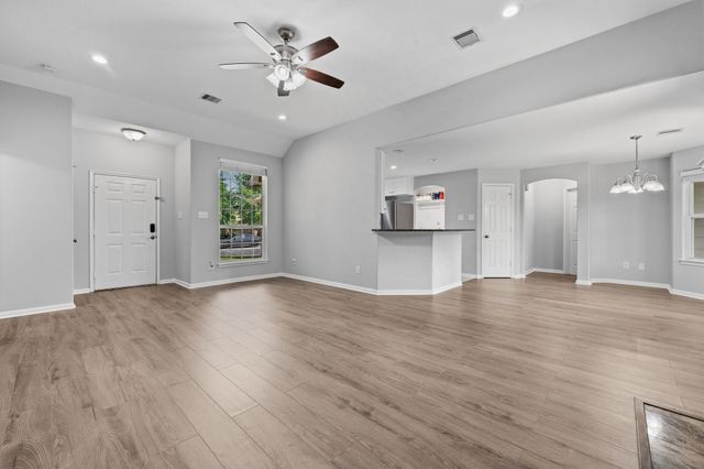 16790 N Rail Drive, Conroe, TX 77385