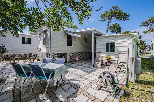605 MICHIGAN BOULEVARD 39, Dunedin, FL 34698