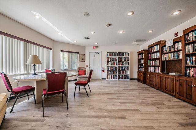 605 MICHIGAN BOULEVARD 39, Dunedin, FL 34698