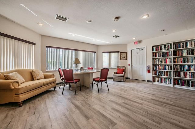 605 MICHIGAN BOULEVARD 39, Dunedin, FL 34698