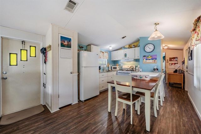 605 MICHIGAN BOULEVARD 39, Dunedin, FL 34698