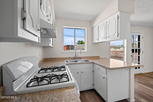 10416 TRIUMPH Drive, El Paso, TX 79924