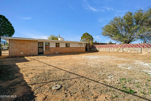 10416 TRIUMPH Drive, El Paso, TX 79924