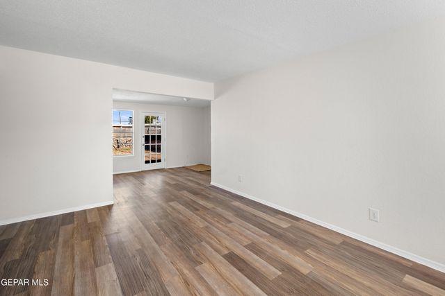 10416 TRIUMPH Drive, El Paso, TX 79924