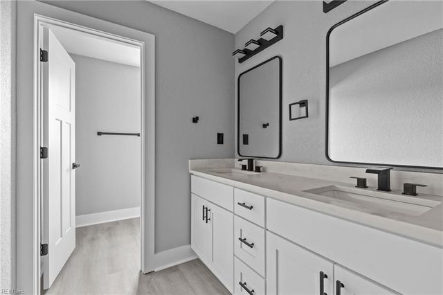 1 Phillips RD, Poquoson, VA 23662