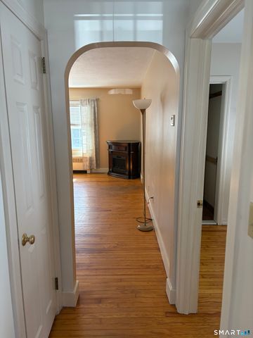 39 South Windham Road, Windham, CT 06226