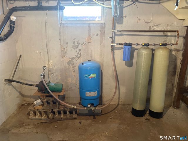 39 South Windham Road, Windham, CT 06226