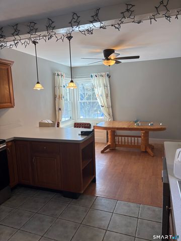 39 South Windham Road, Windham, CT 06226