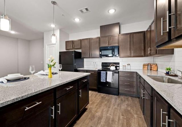 2551 Guadalupe Street 3306, Seguin, TX 78155