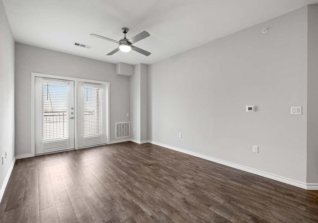 2551 Guadalupe Street 3306, Seguin, TX 78155