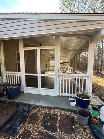 807 Kenwood Lane, Winder, GA 30680