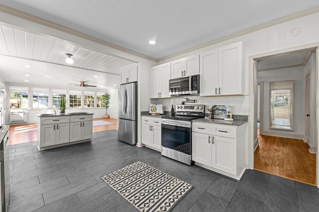 2014 Golf Terrace Drive, Tallahassee, FL 32301