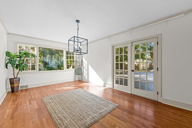 2014 Golf Terrace Drive, Tallahassee, FL 32301