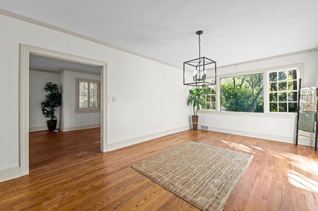 2014 Golf Terrace Drive, Tallahassee, FL 32301