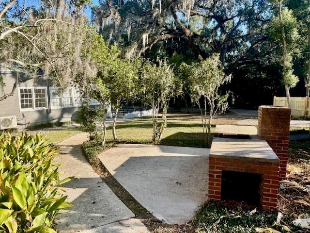 2014 Golf Terrace Drive, Tallahassee, FL 32301