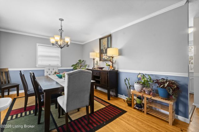 3140 Hunsinger Ln, Louisville, KY 40220