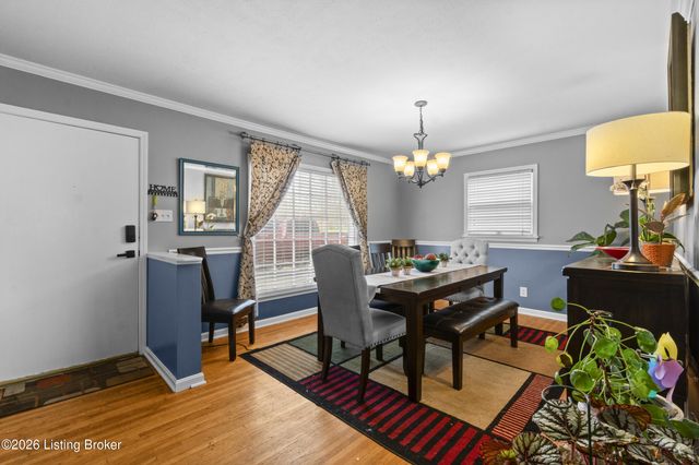 3140 Hunsinger Ln, Louisville, KY 40220