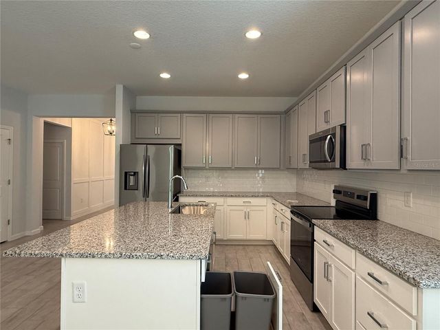 5075 GRAND TETON COURT, Deland, FL 32724
