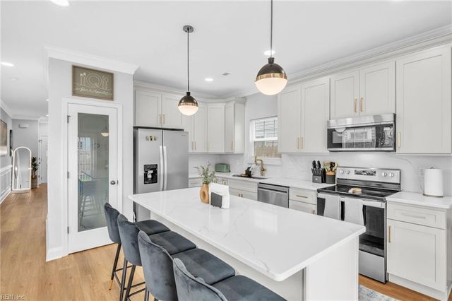 714 Ridgeway AVE, Hampton, VA 23661