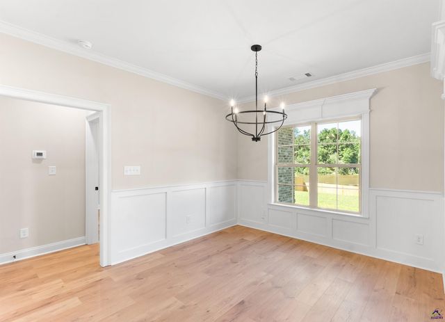 214 Golden Chestnut Bend, Bonaire, GA 31005