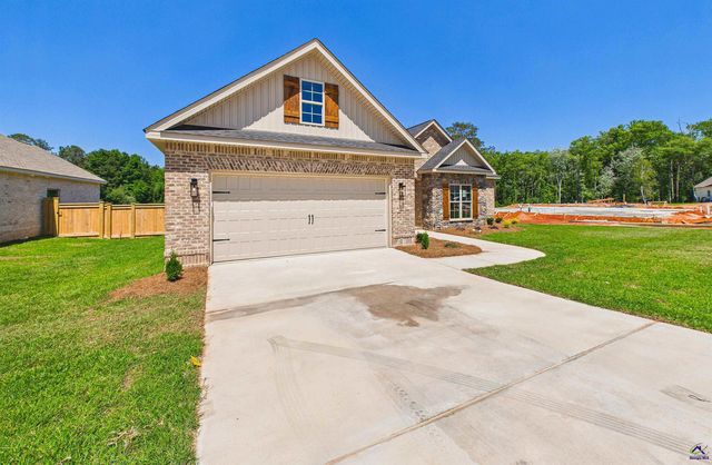 214 Golden Chestnut Bend, Bonaire, GA 31005