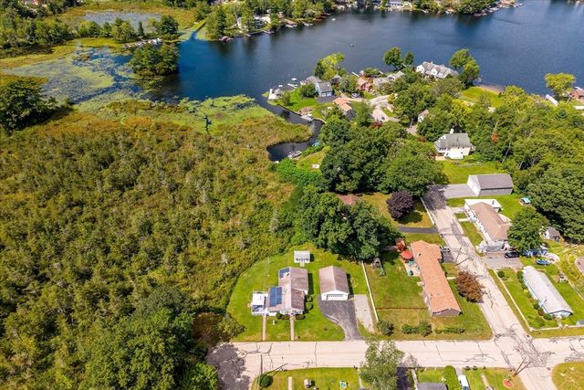 1 Freeman Ave, Webster, MA 01570
