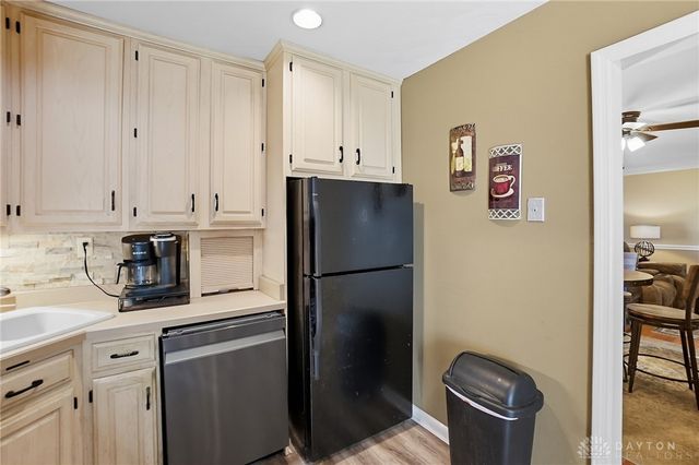 965 Oak Dale Drive, Xenia, OH 45385