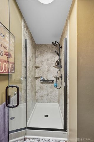 965 Oak Dale Drive, Xenia, OH 45385