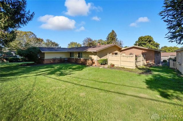 965 Oak Dale Drive, Xenia, OH 45385