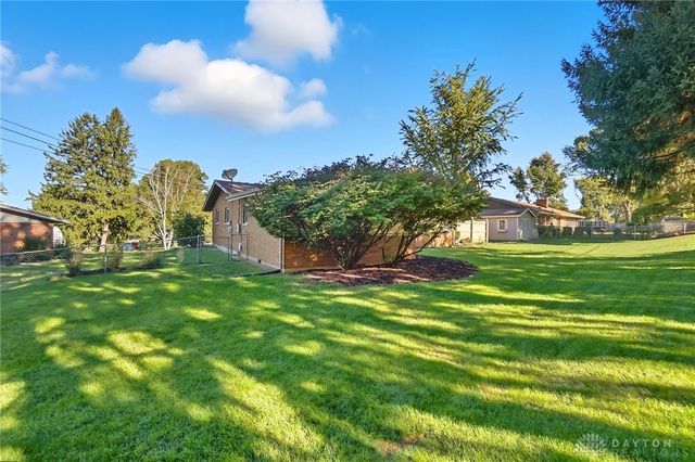 965 Oak Dale Drive, Xenia, OH 45385