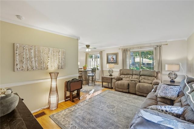 965 Oak Dale Drive, Xenia, OH 45385