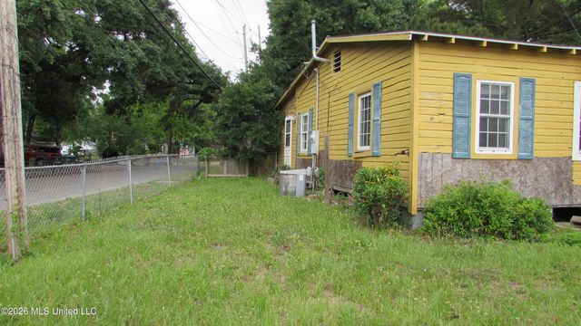 303 Myrtle Street, Gulfport, MS 39507