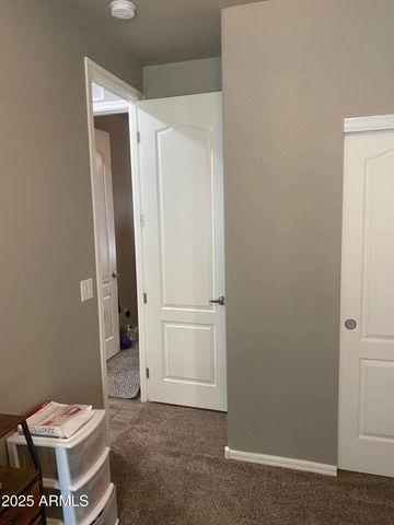 650 N Hawes Road, Mesa, AZ 85207