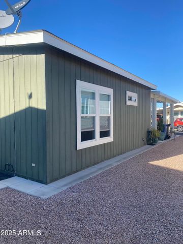 650 N Hawes Road, Mesa, AZ 85207