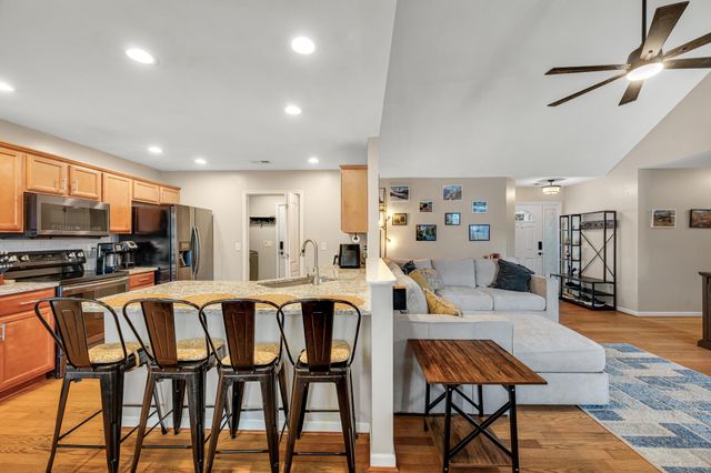 725 Bunkhouse Drive, Charleston, SC 29414