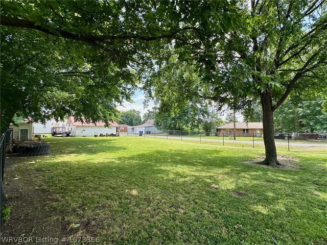 4820 S 28th Street, Fort Smith, AR 72901
