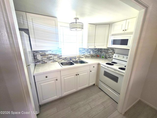 400 Johnson Avenue 3, Cape Canaveral, FL 32920