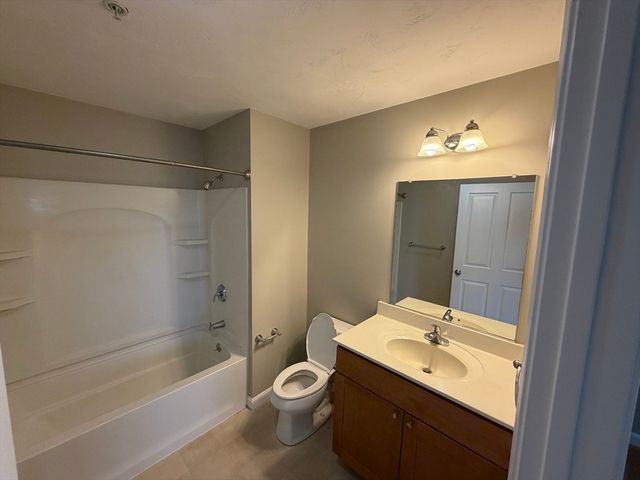 670 Bedford Street 310, Whitman, MA 02382