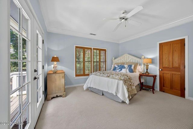 111 Fort Walker Drive, Hilton Head Island, SC 29928