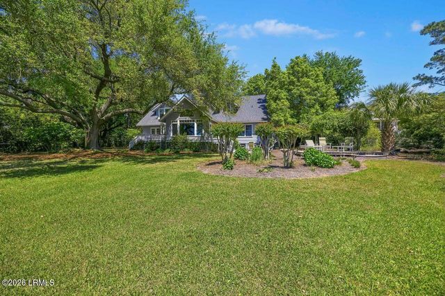 111 Fort Walker Drive, Hilton Head Island, SC 29928