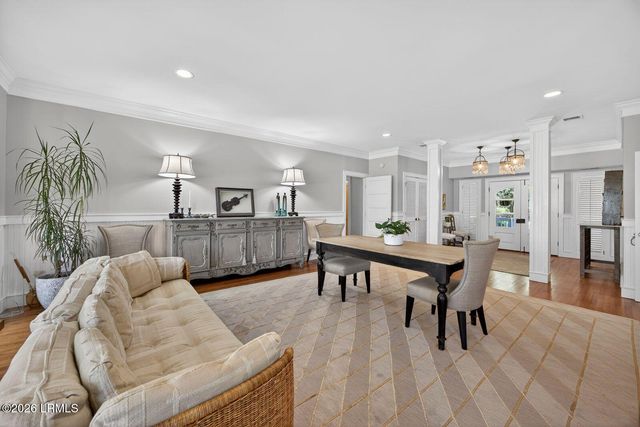 111 Fort Walker Drive, Hilton Head Island, SC 29928