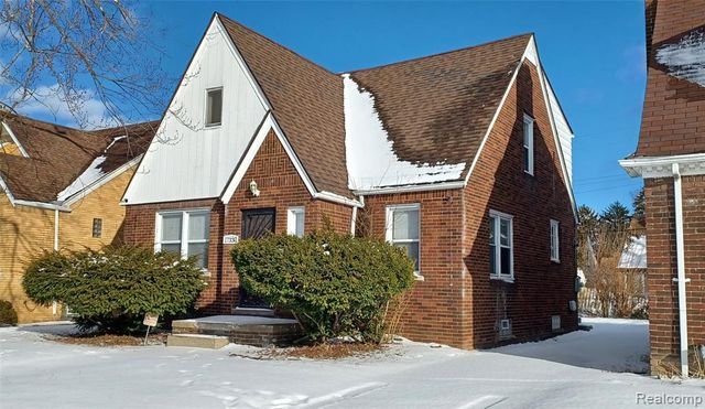 17330 Strathmoor Street, Detroit, MI 48235