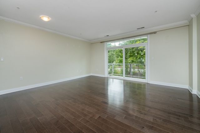 130 Tremont St 306, Melrose, MA 02176