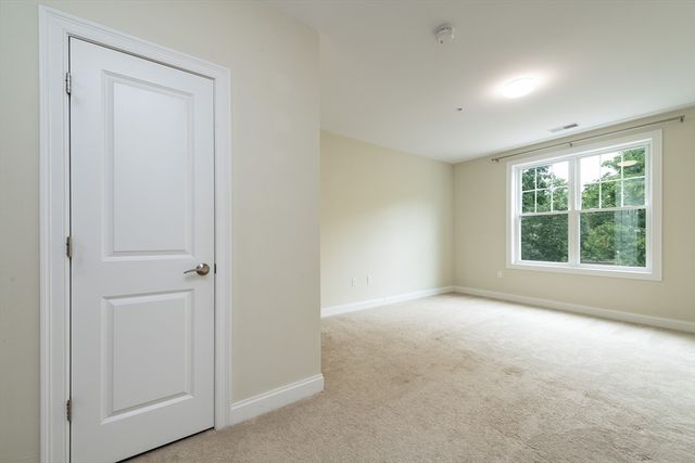 130 Tremont St 306, Melrose, MA 02176