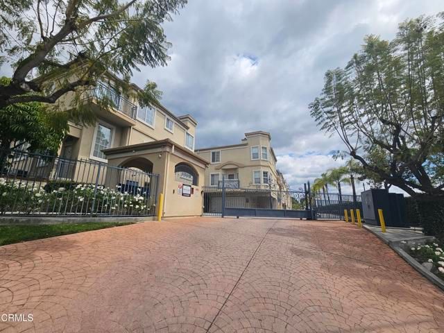 4516 Ramsdell Avenue 125, La Crescenta, CA 91214