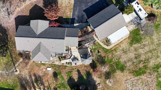 7719 Highway 66, Wadesville, IN 47638