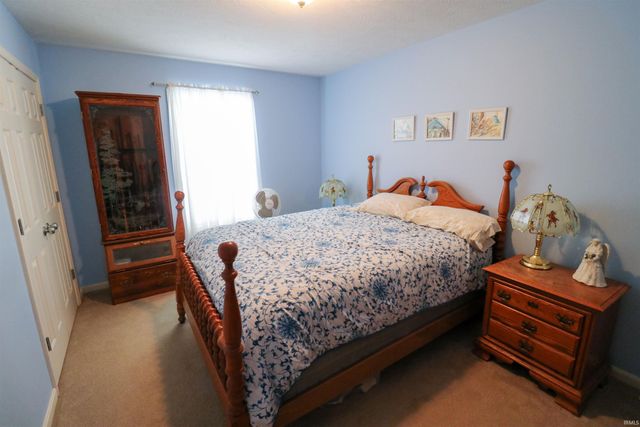 7719 Highway 66, Wadesville, IN 47638