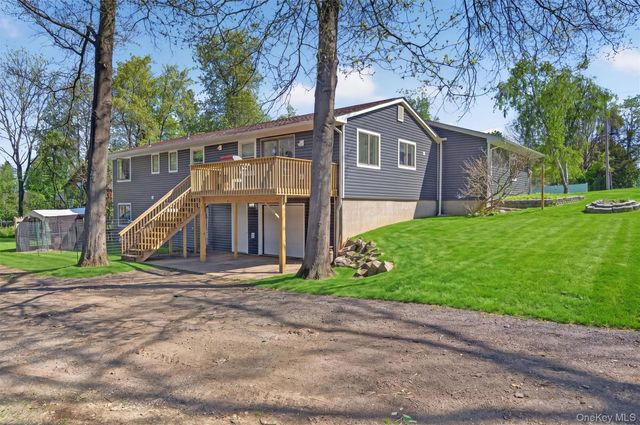 1 Harvest Circle, Warwick, NY 10990