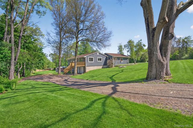 1 Harvest Circle, Warwick, NY 10990