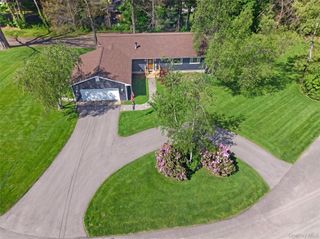 1 Harvest Circle, Warwick, NY 10990